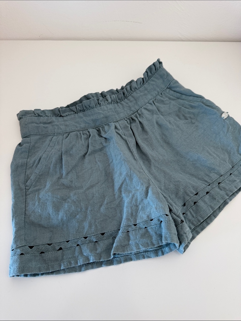 Tartine et Chocolat Slate Blue Ruffle-Waist Linen Shorts